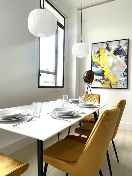 Apartamento & Stylish 2 Bedroom Londres